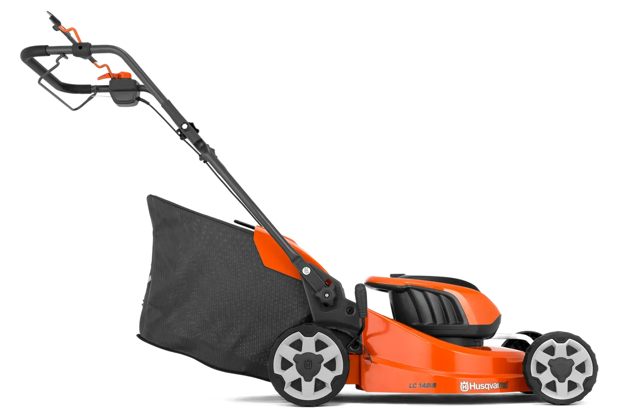 Sekačka Husqvarna LC 142iS