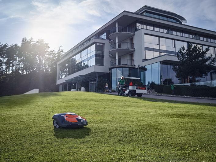 Robotická sekačka Husqvarna Automower 550 EPOS