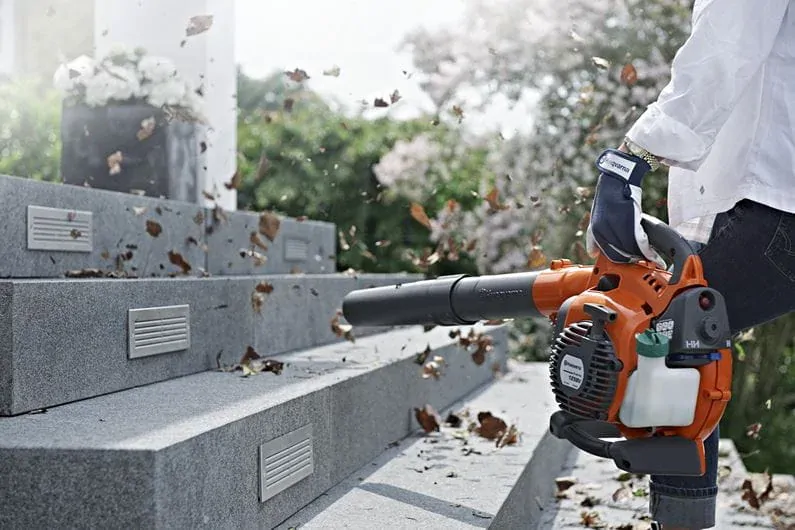 Foukač a vysavač Husqvarna 125BVx